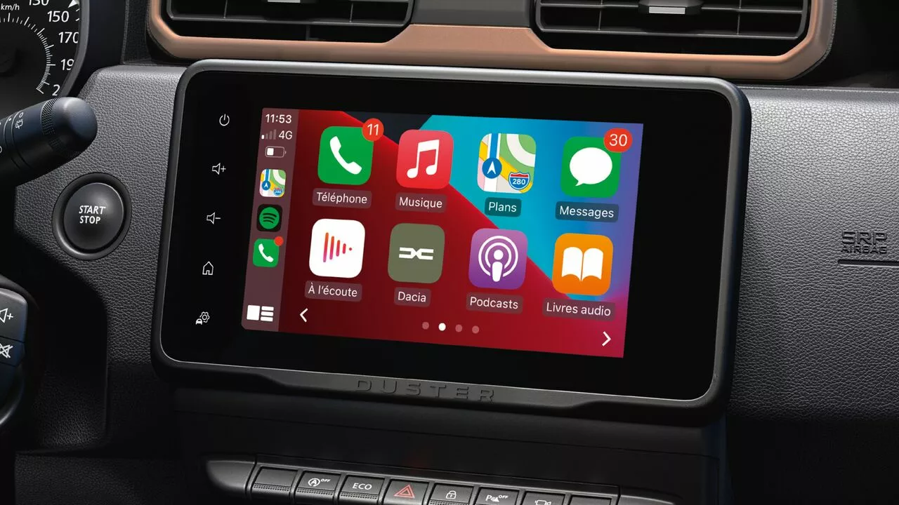 8 Multimedya ekranı ve Apple CarPlay.webp